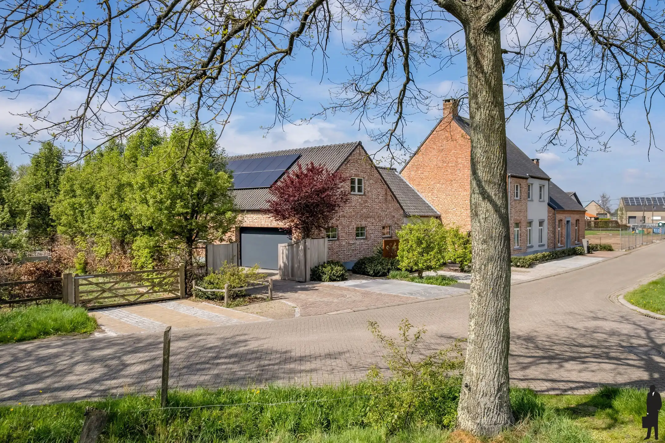 Uitzonderlijke hoevilla met paardenfaciliteiten op ca. 1 ha foto 28