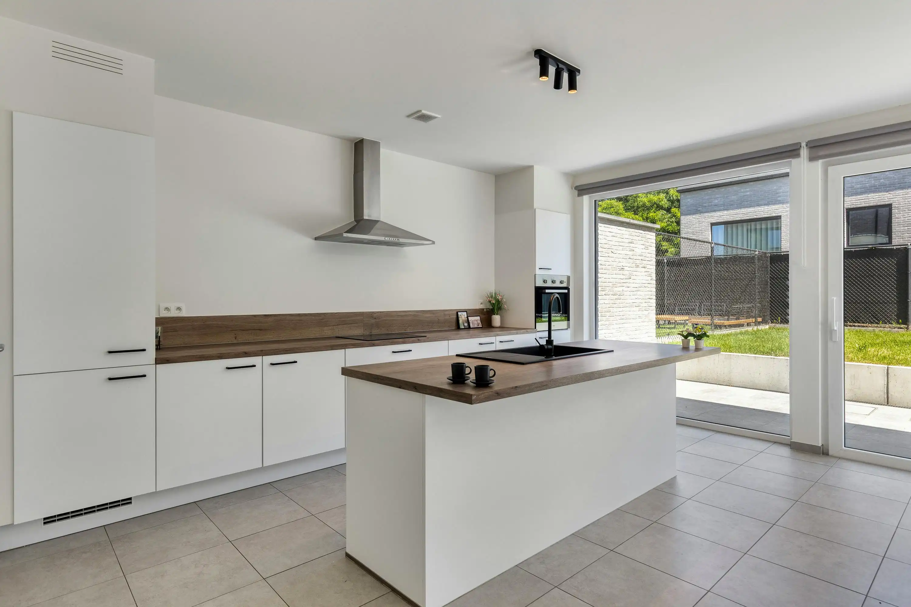 Halfopen nieuwbouwwoning te koop in centrum van Anzegem foto 8