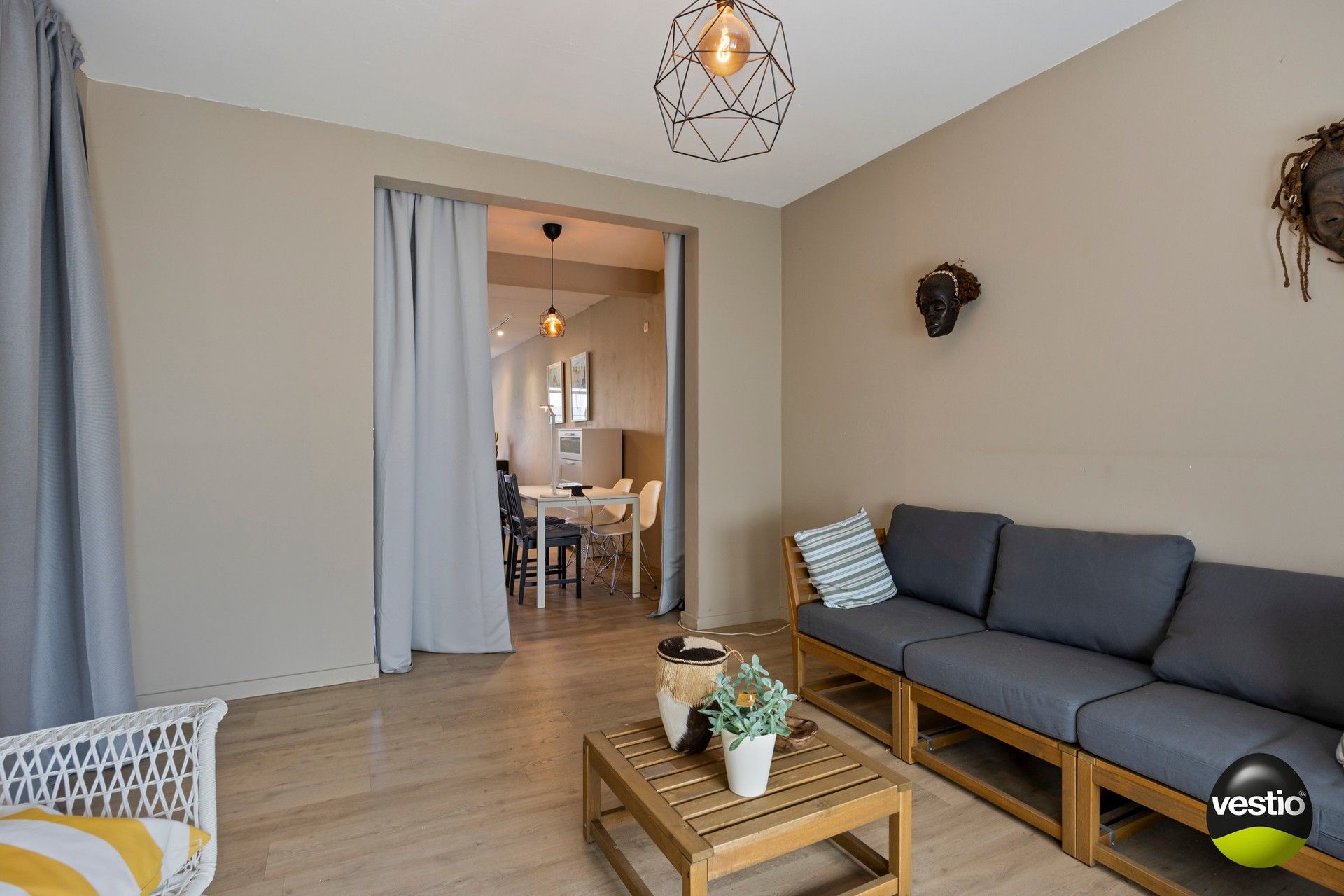 Leuke, gerenoveerde handelsruimte (ca. 80 m²) aan het Capucienenplein! foto 4