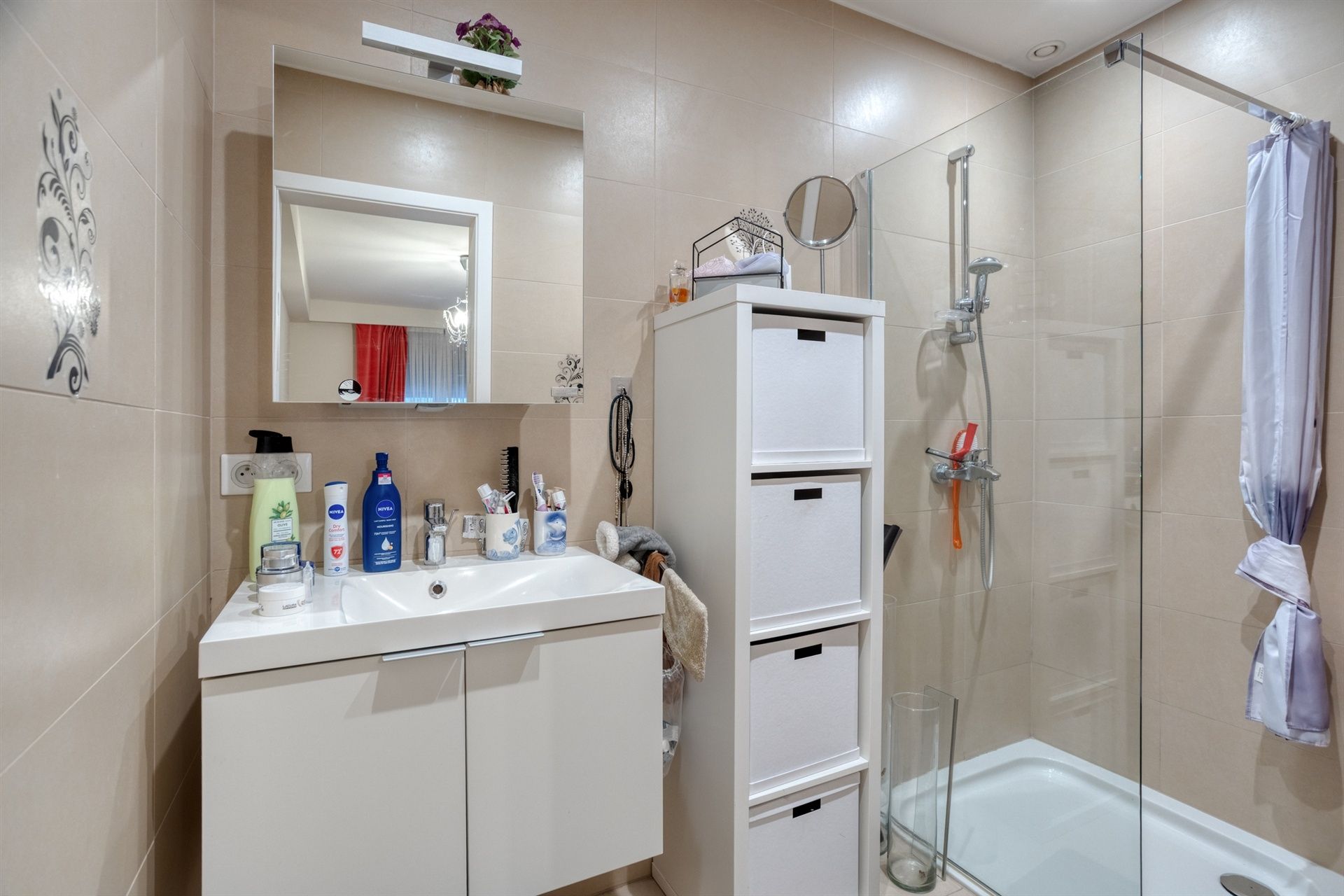 Appartement met 2 kamers, 2 badkamers en terras foto 11