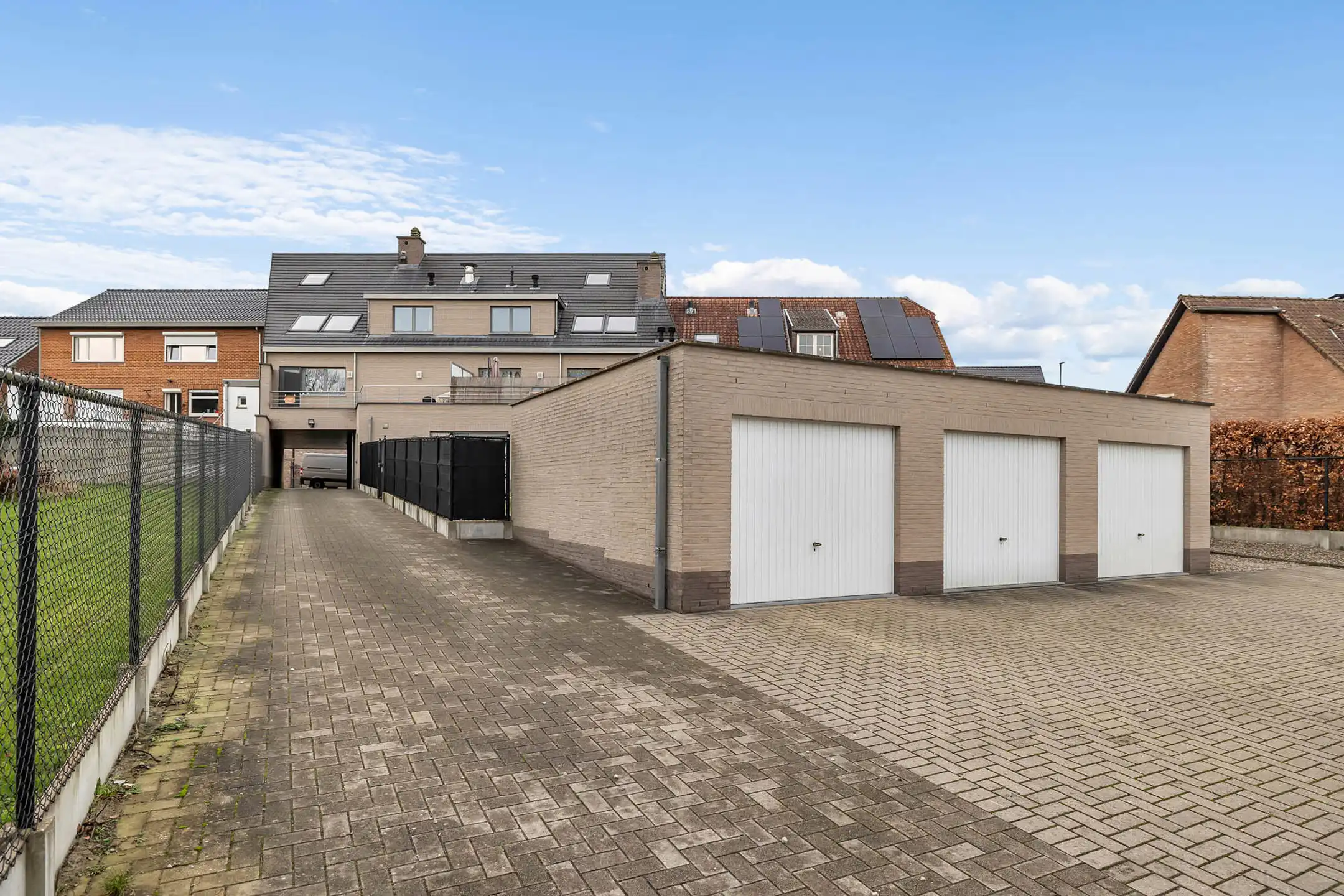 Energiezuinig appartement met 2 slpks, terras en garagebox foto 24