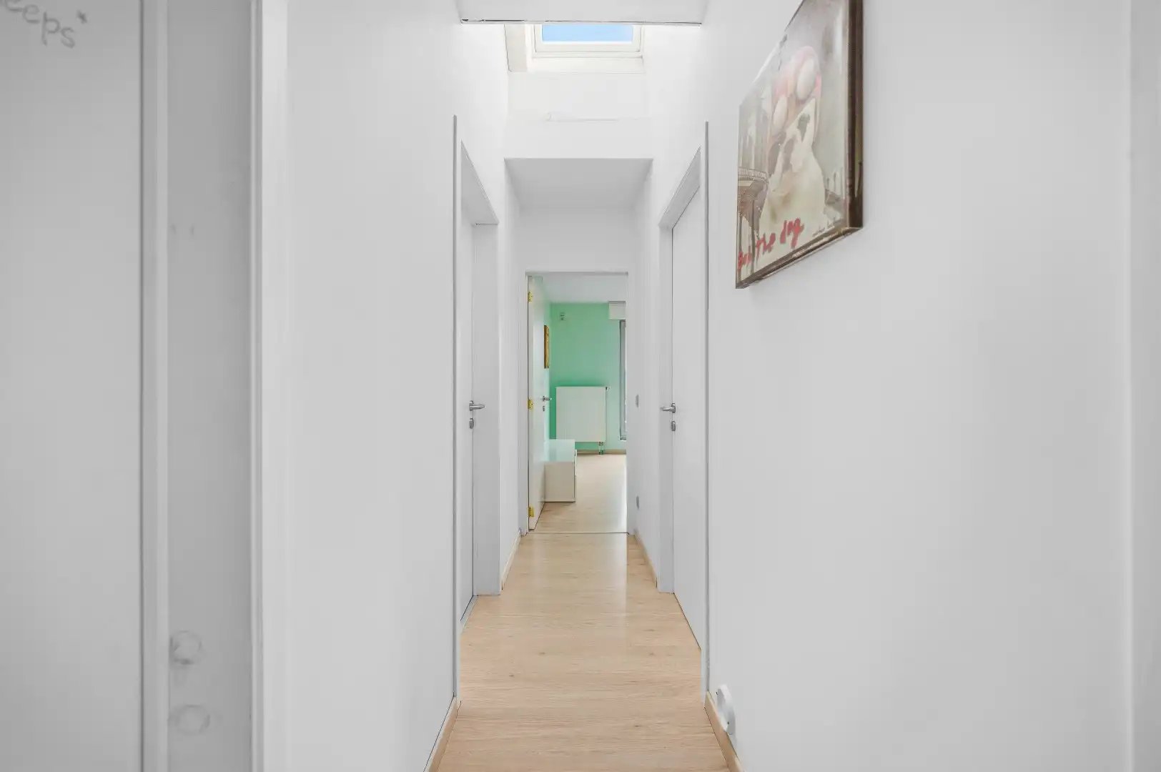 Mooie instapklare woning met tuin, terras, garage en 4 slpks foto 12