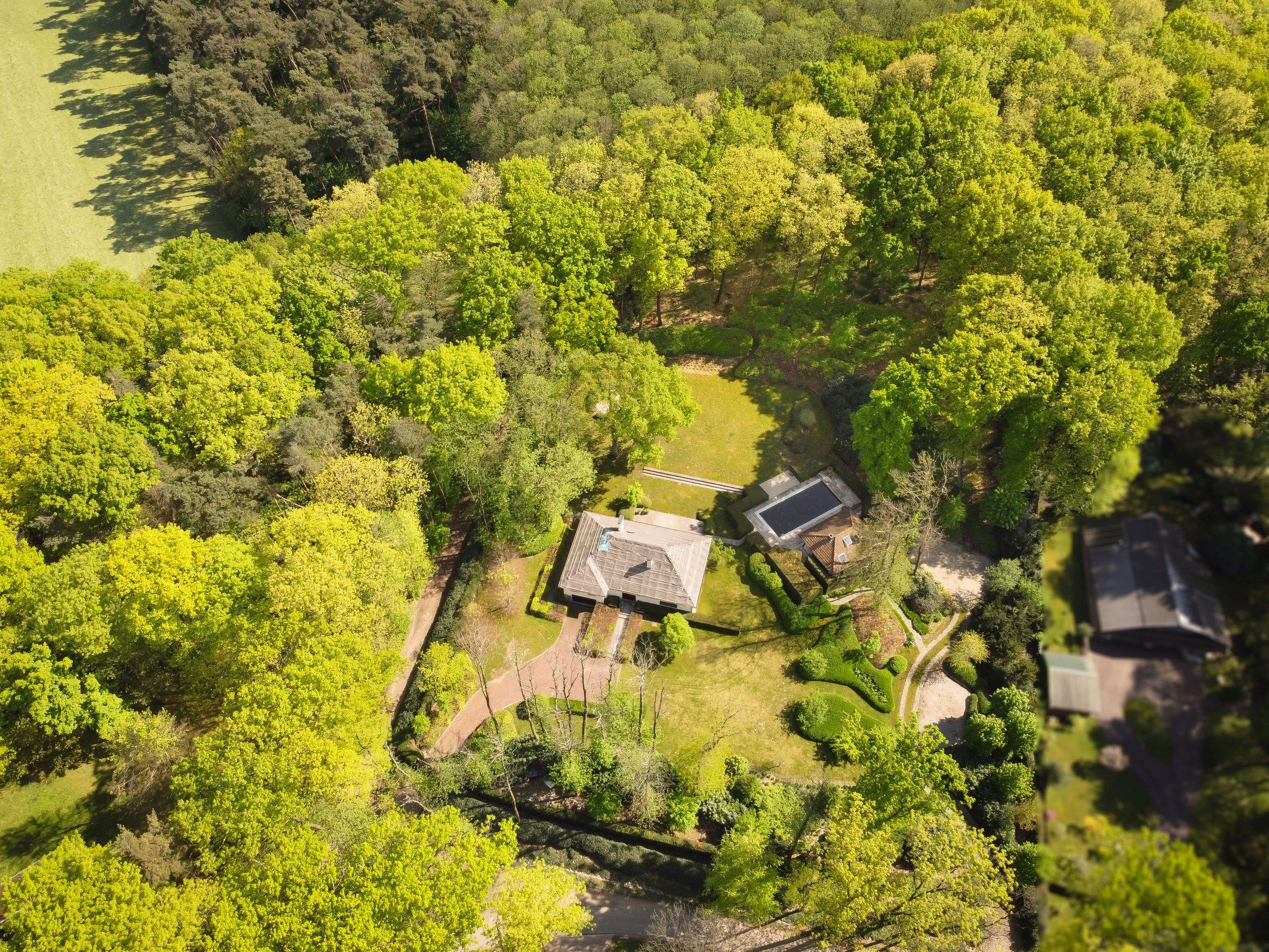 Prachtige opportuniteit op idyllische locatie! foto {{pictureIndex}}