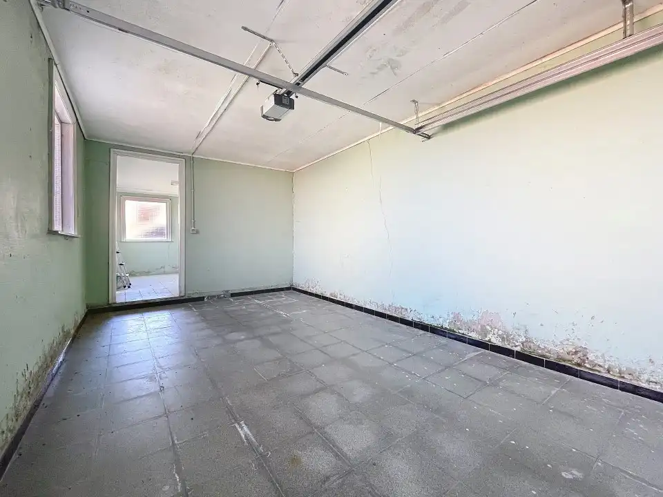 Ruime alleenstaande woning met garage, rustig gelegen in het centrum van Staden foto 11