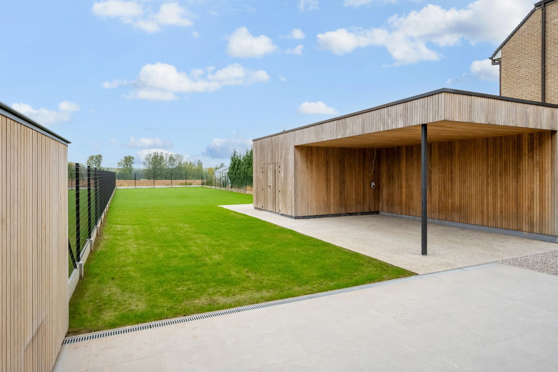 Te huur: Prachtige nieuwbouwwoning in landelijke omgeving! foto 4