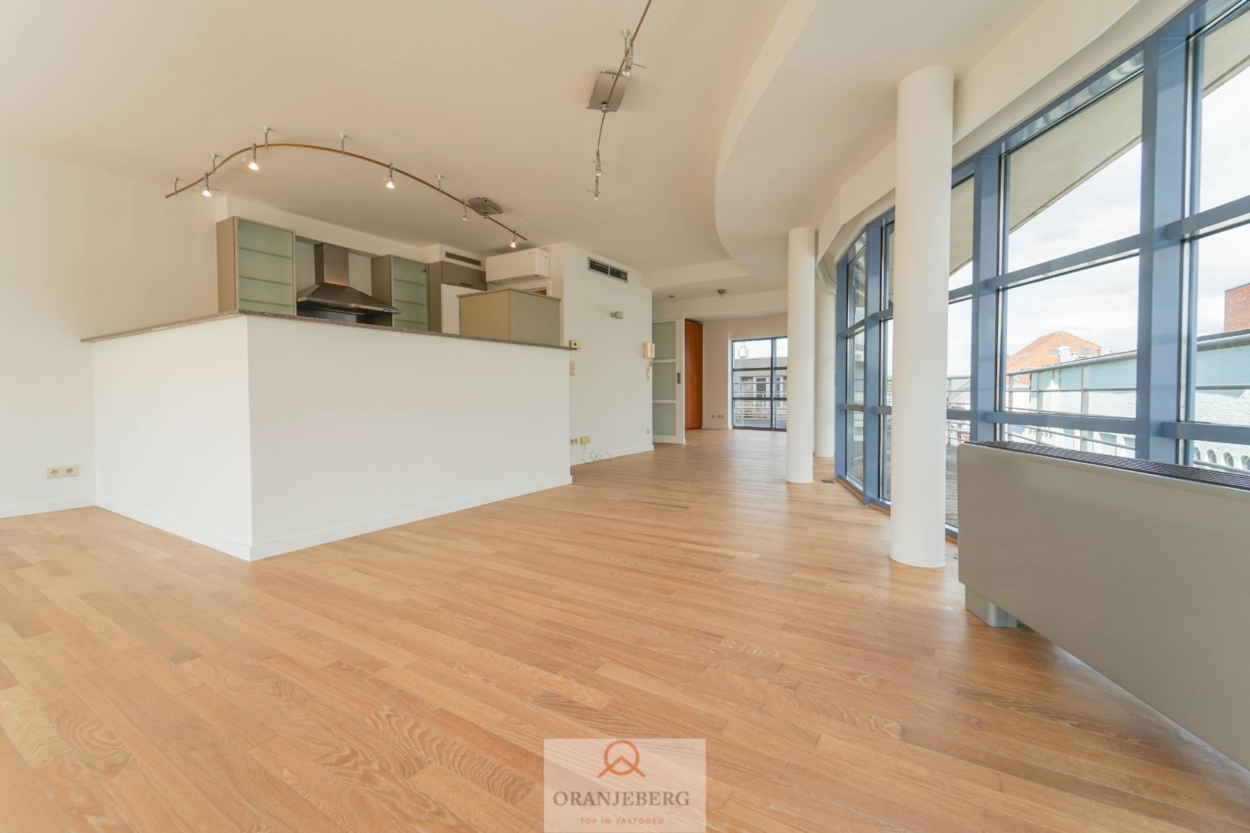 Lichtrijk en ruim appartement (102 m²) met zicht op het Zuidpark, Sint-Pietersabdij, Boekentoren foto 11