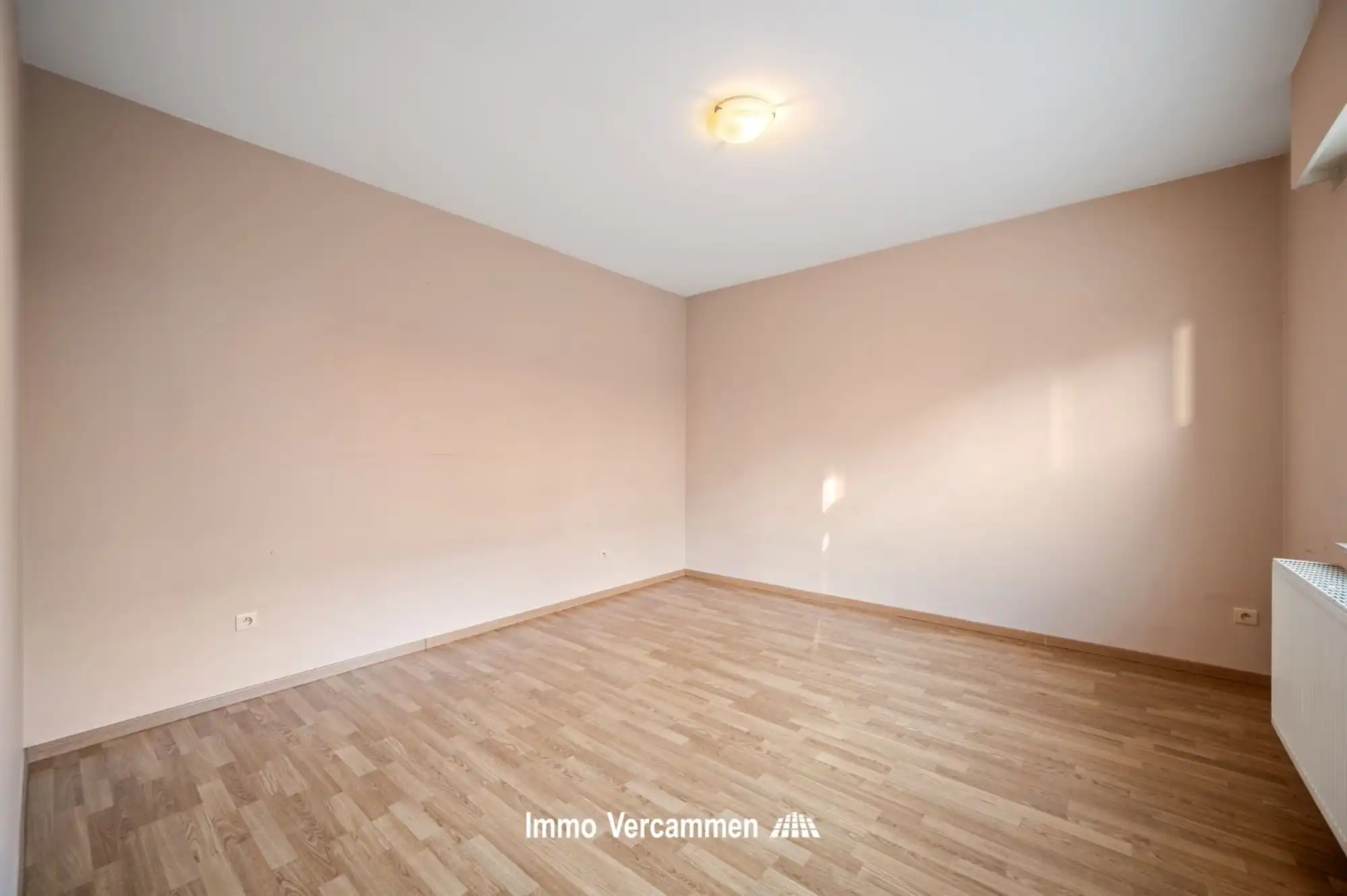 Gelijkvloersappartement met 1 SLPK en garagebox te Putte foto 6