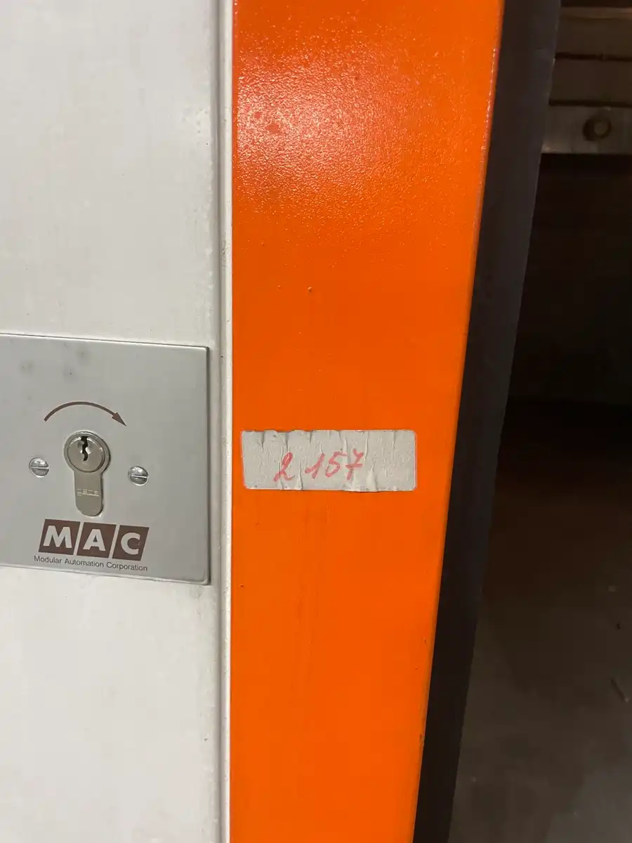 Makkelijk inrijdbare garagebox op niveau -2 onder de Minigolf foto 10