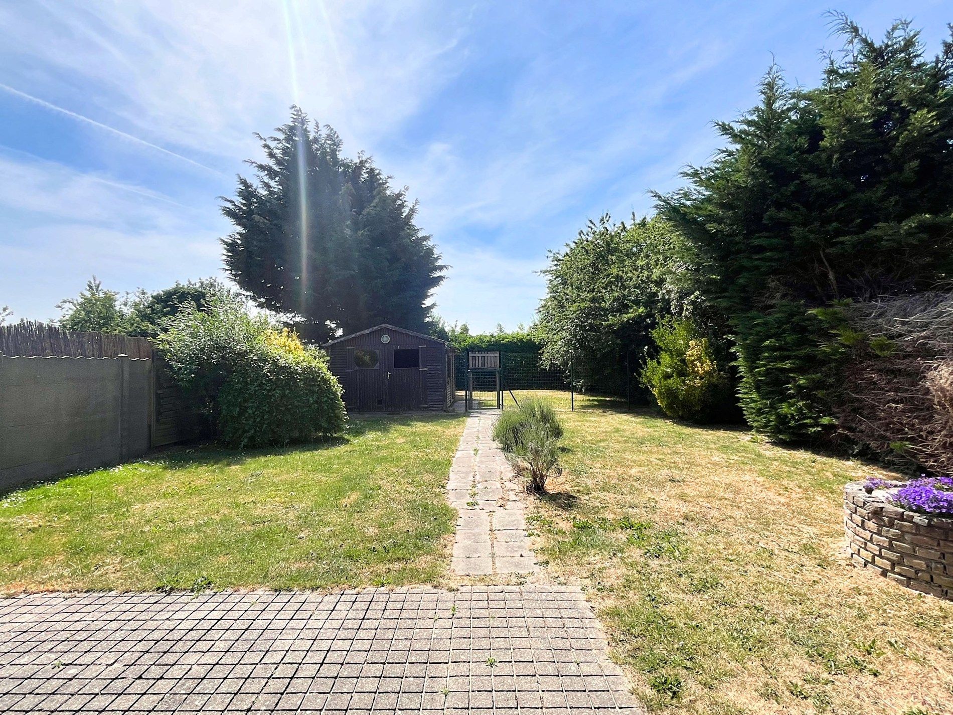 Alleenstaande woning met grote tuin en garage te Knokke foto 7