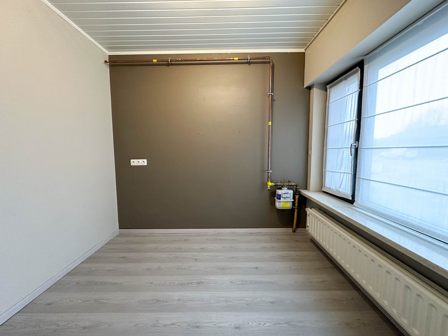 Instapklare HOB met 3 slaapkamers en garage te Oostrozebeke! foto 9