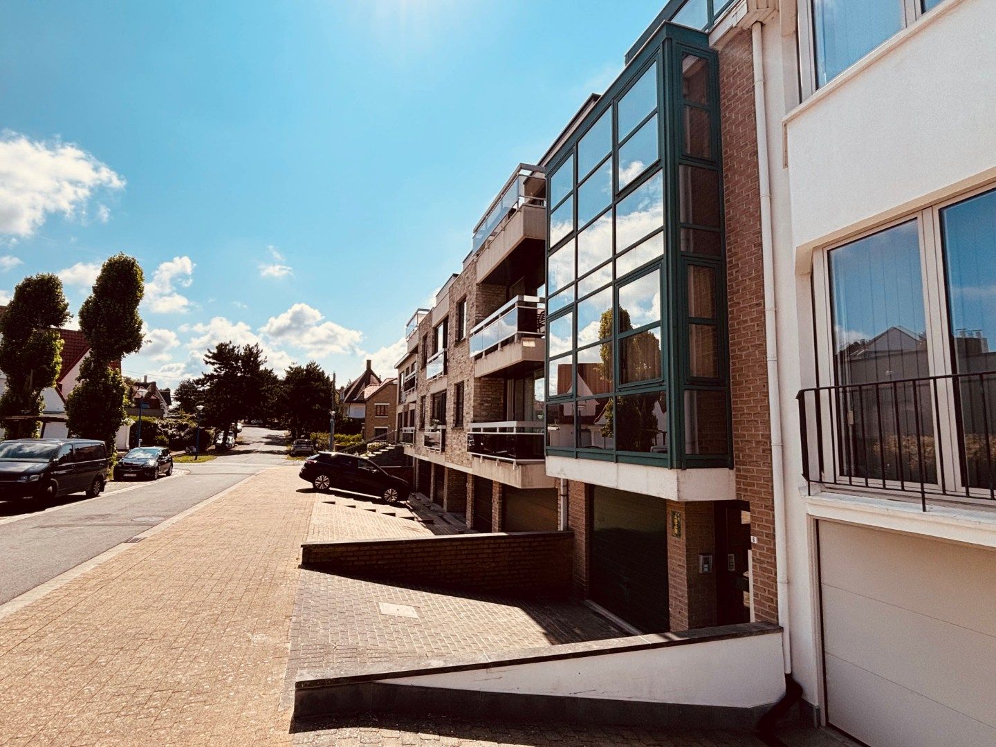 KNUS VOLUMINEUS APPARTEMENT MET TWEE SLAAPKAMERS OP BOOGSCHEUT VAN DE ZEE foto 2