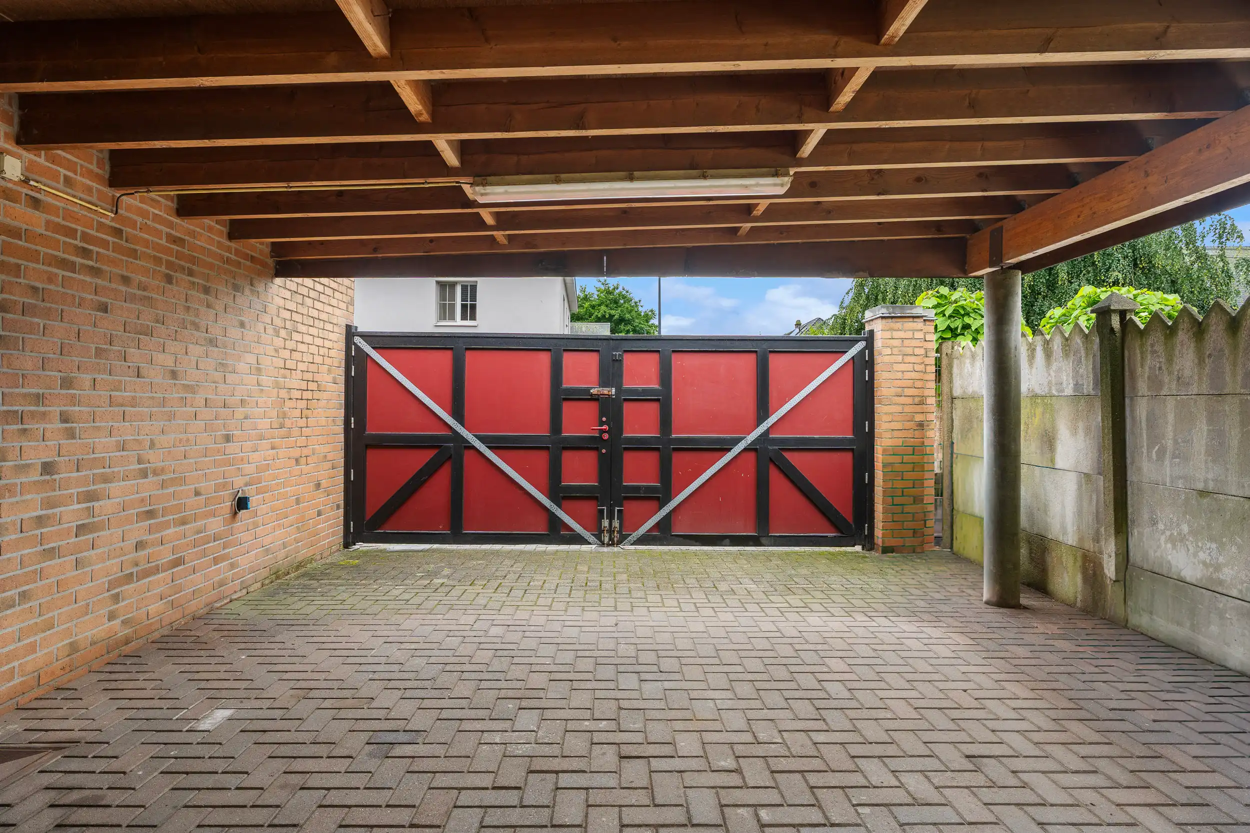 Karaktervol herenhuis (4 slpk) met diepe tuin te Wetteren foto 23