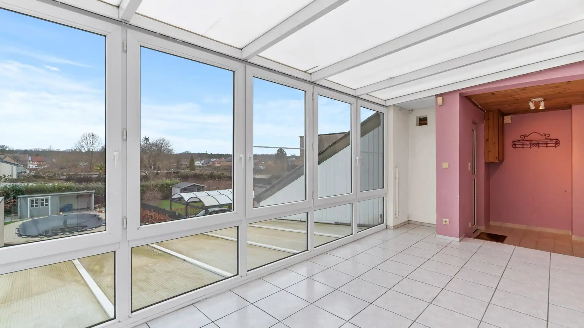 Riante gezinswoning met tal van mogelijkheden nabij Maastricht! foto 15