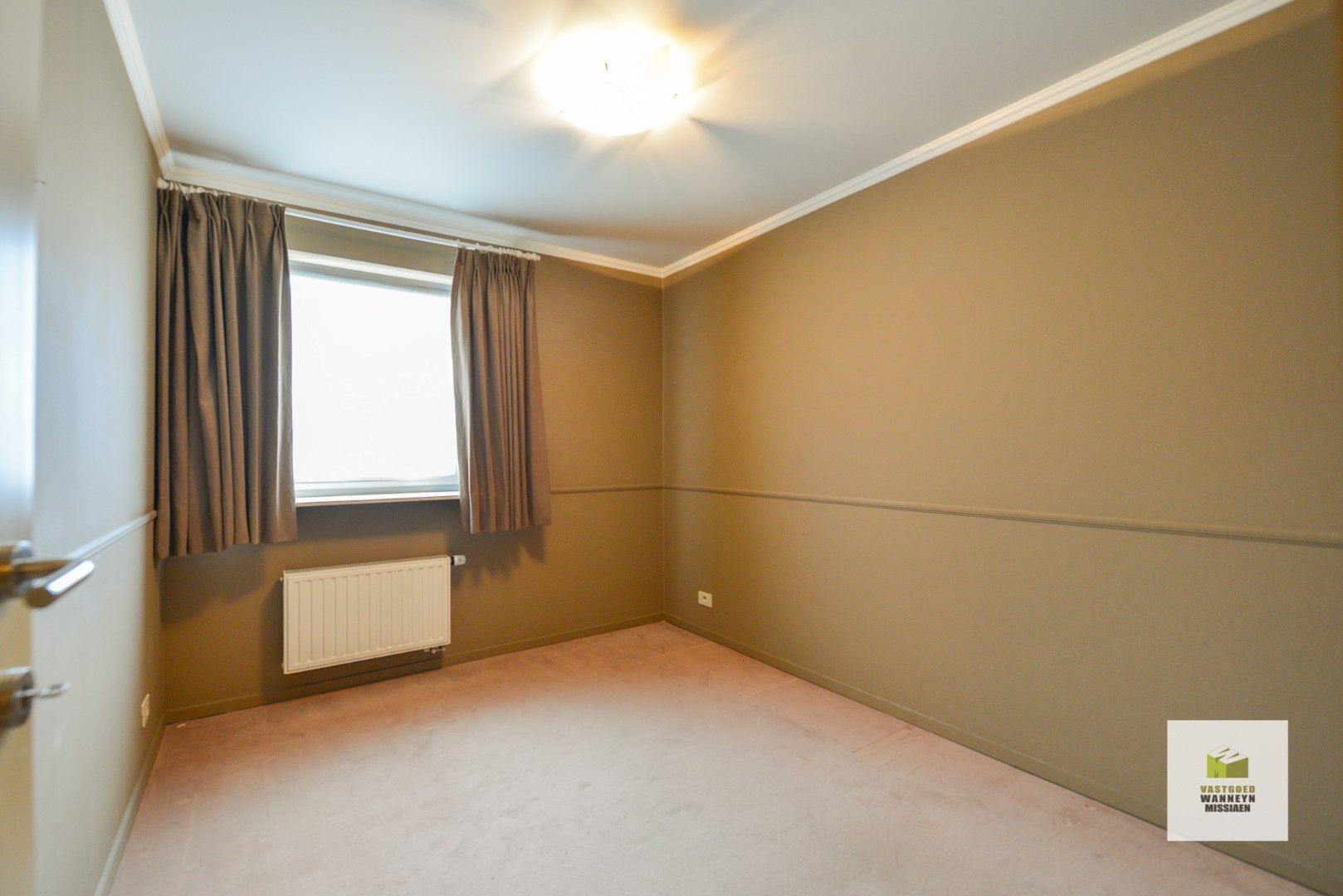 Ruim appartement met 2 slaapkamers, terras en garage in centrum Wingene foto 14