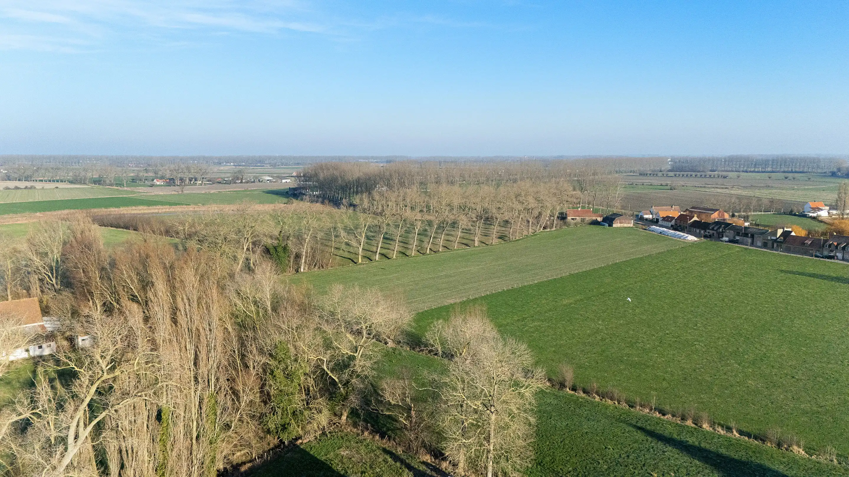 Nieuwbouw woning rustig gelegen te Lapscheure met open zicht op de velden foto 11