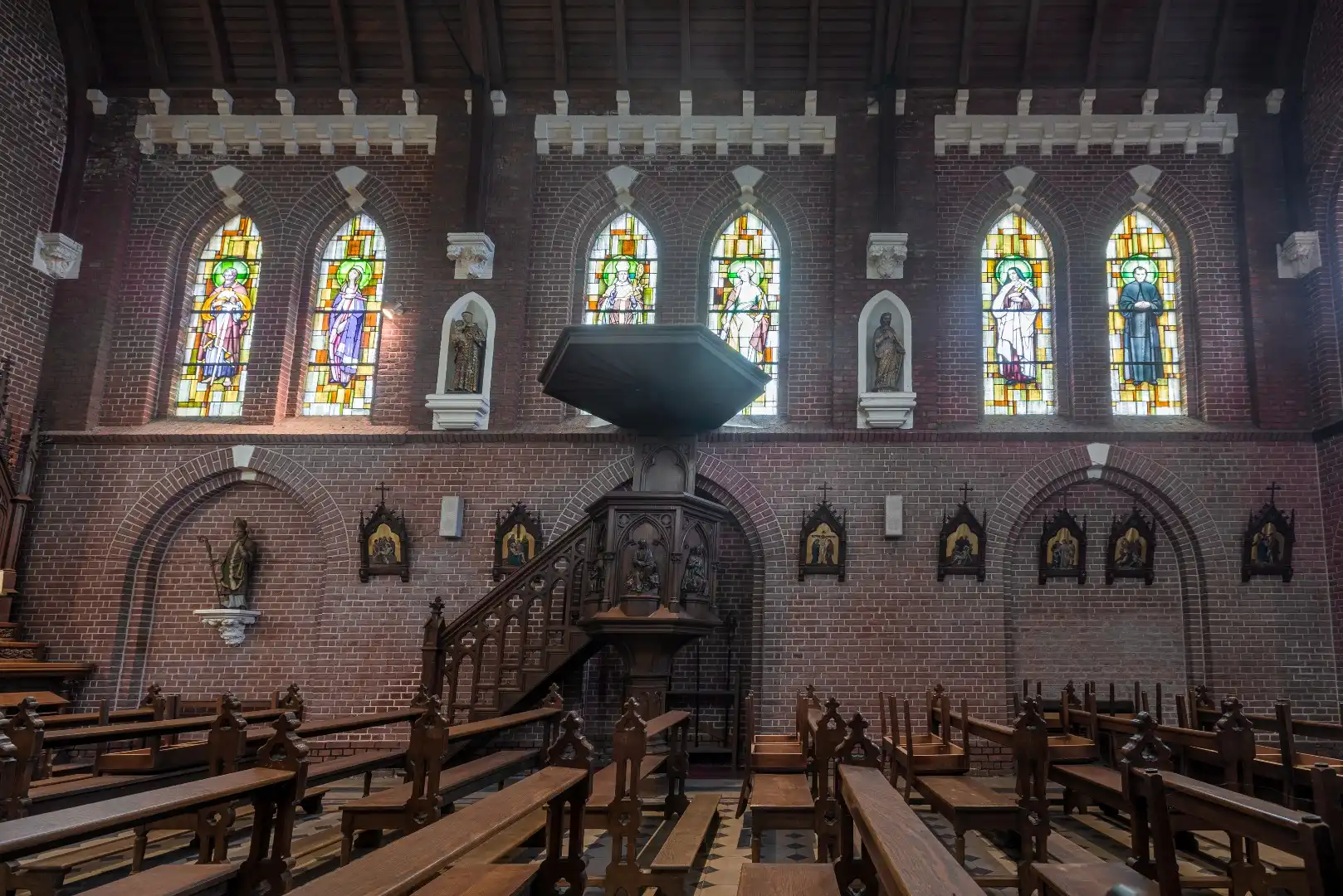 Landelijk gelegen kerk van Klein-Gelmen (Heers) foto 9