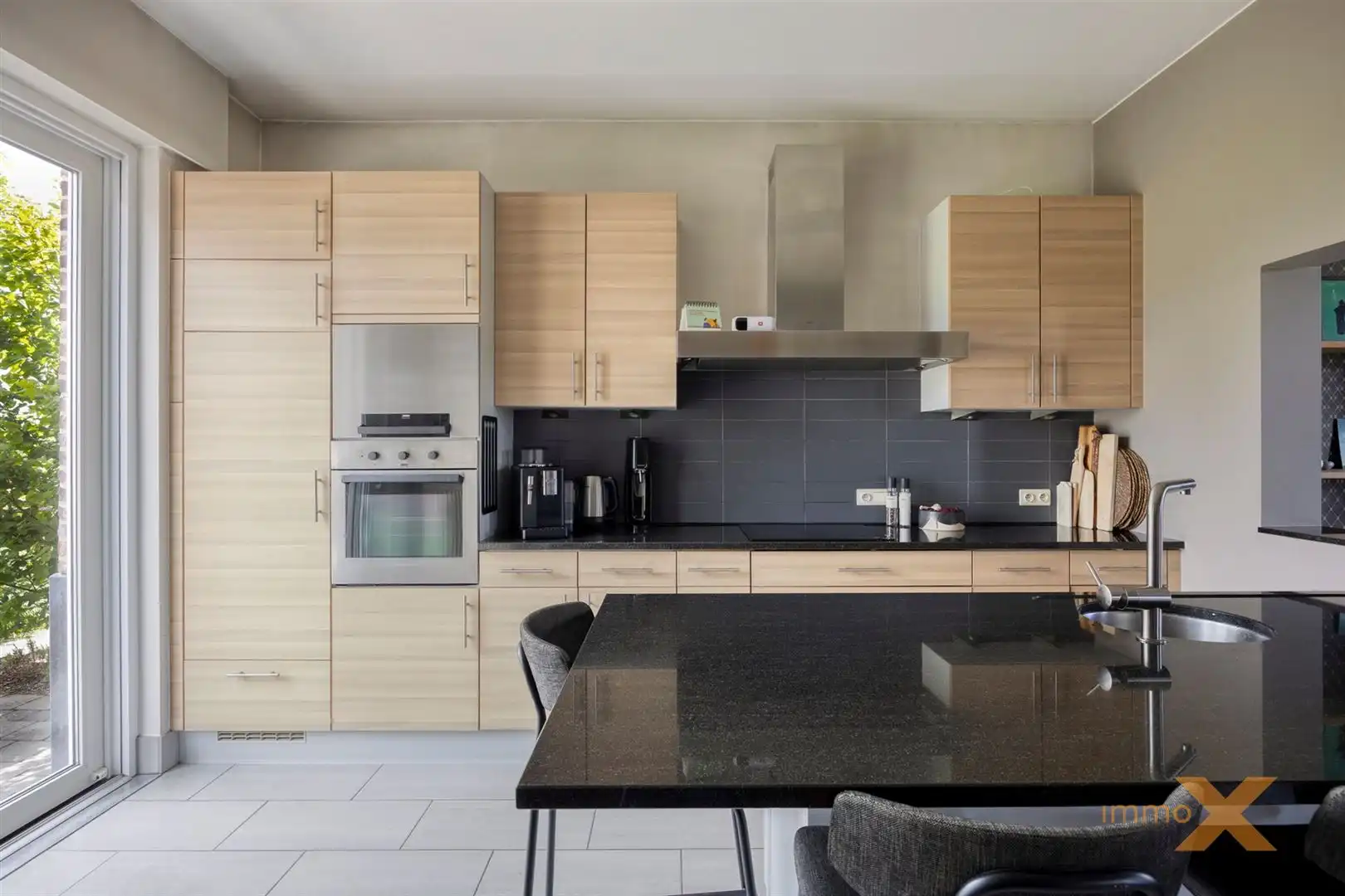INSTAPKLARE HOEVEWONING MET STALLINGEN EN WEIDEN foto 11