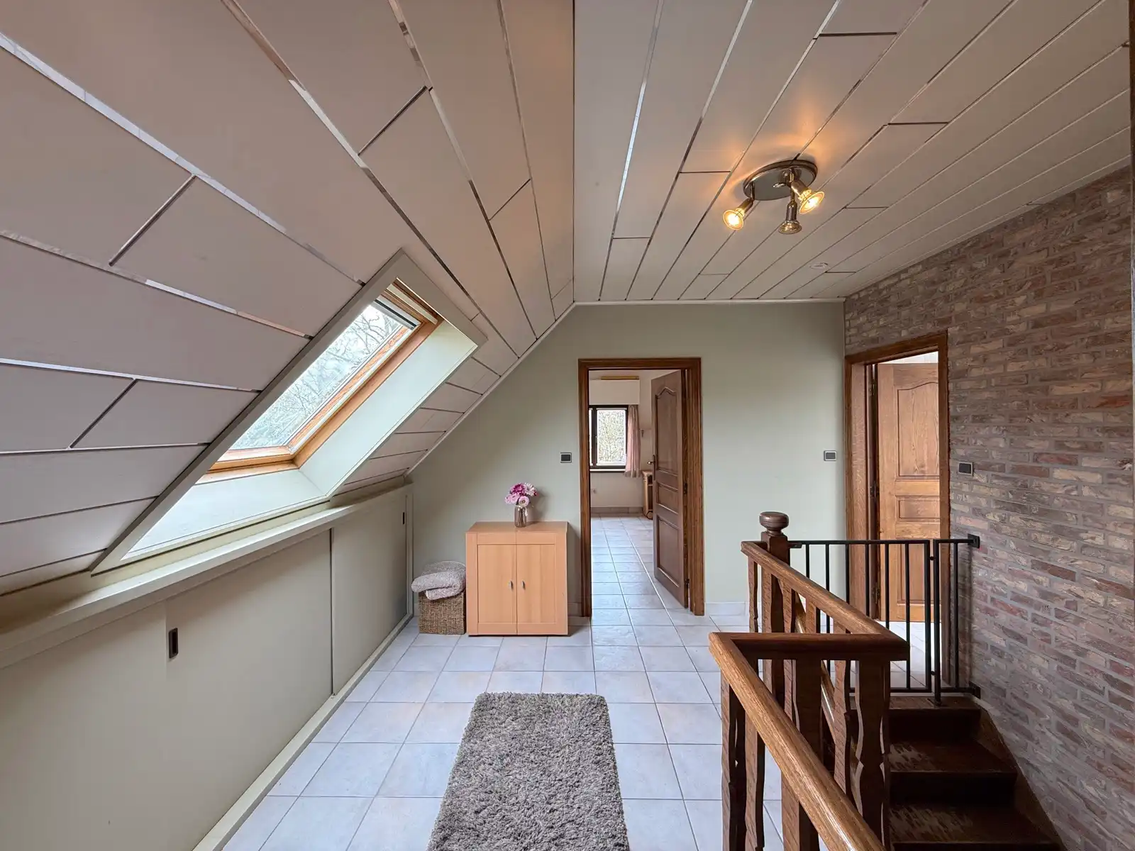 Villa met 4 slaapkamers en zongerichte tuin foto 15