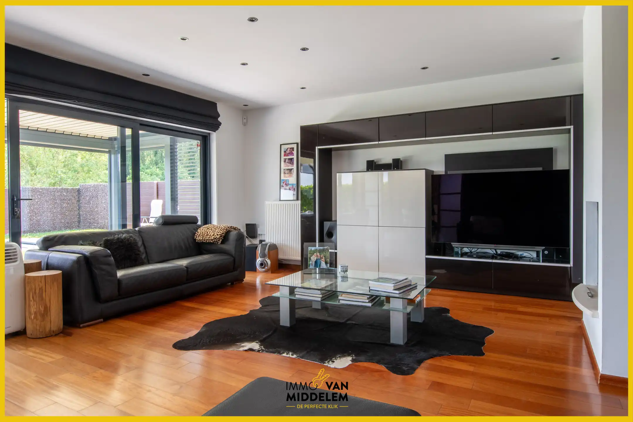 VILLA MET 5 SLAAPKAMERS, ZWEMBAD EN GARAGE foto 5