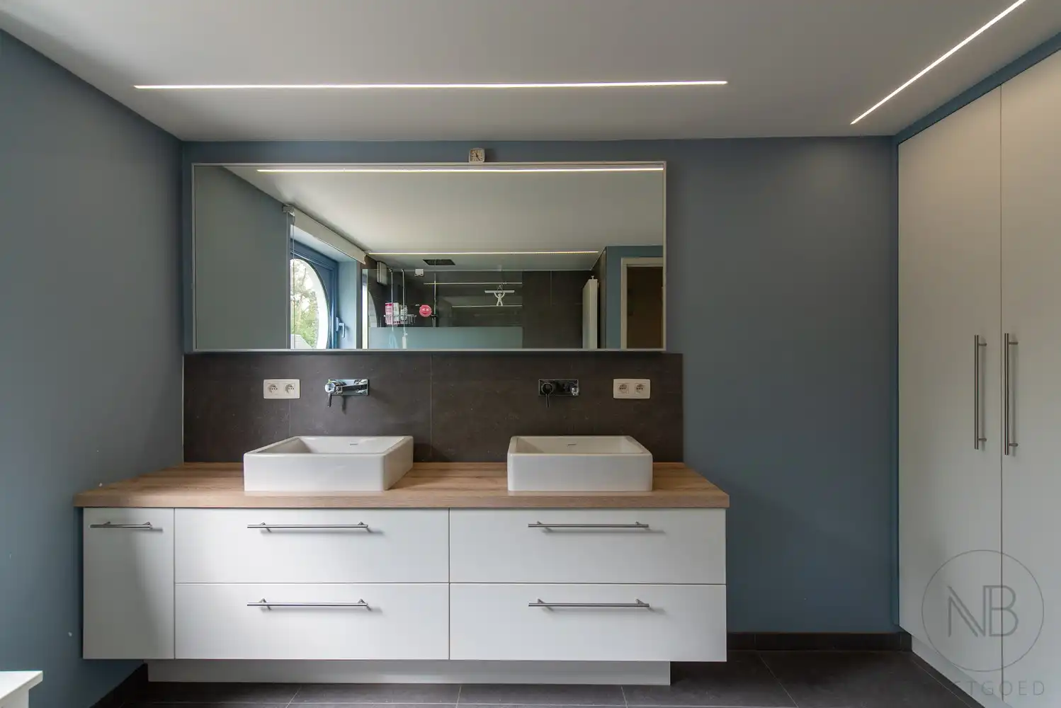 Moderne villa  met zwembad op toplocatie in Genk - instapklaar en future-proof foto 28