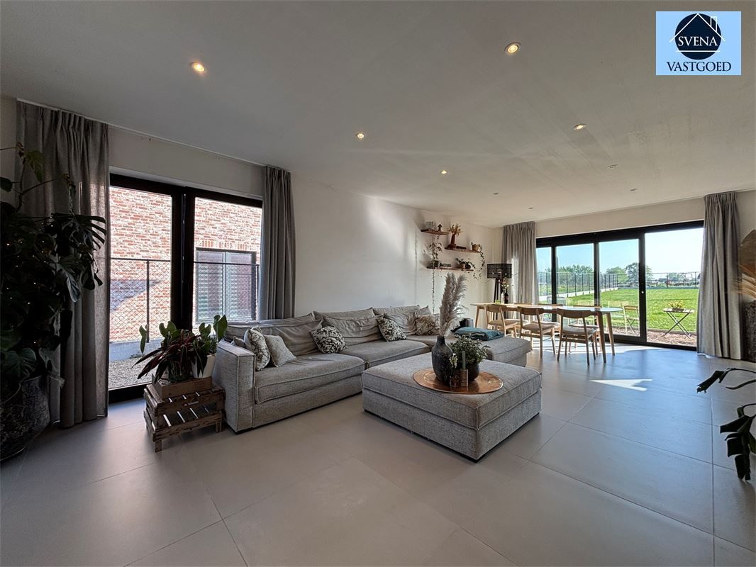 RECENTE BEN WONING ONDER REGISTRATIERECHTEN  foto {{pictureIndex}}