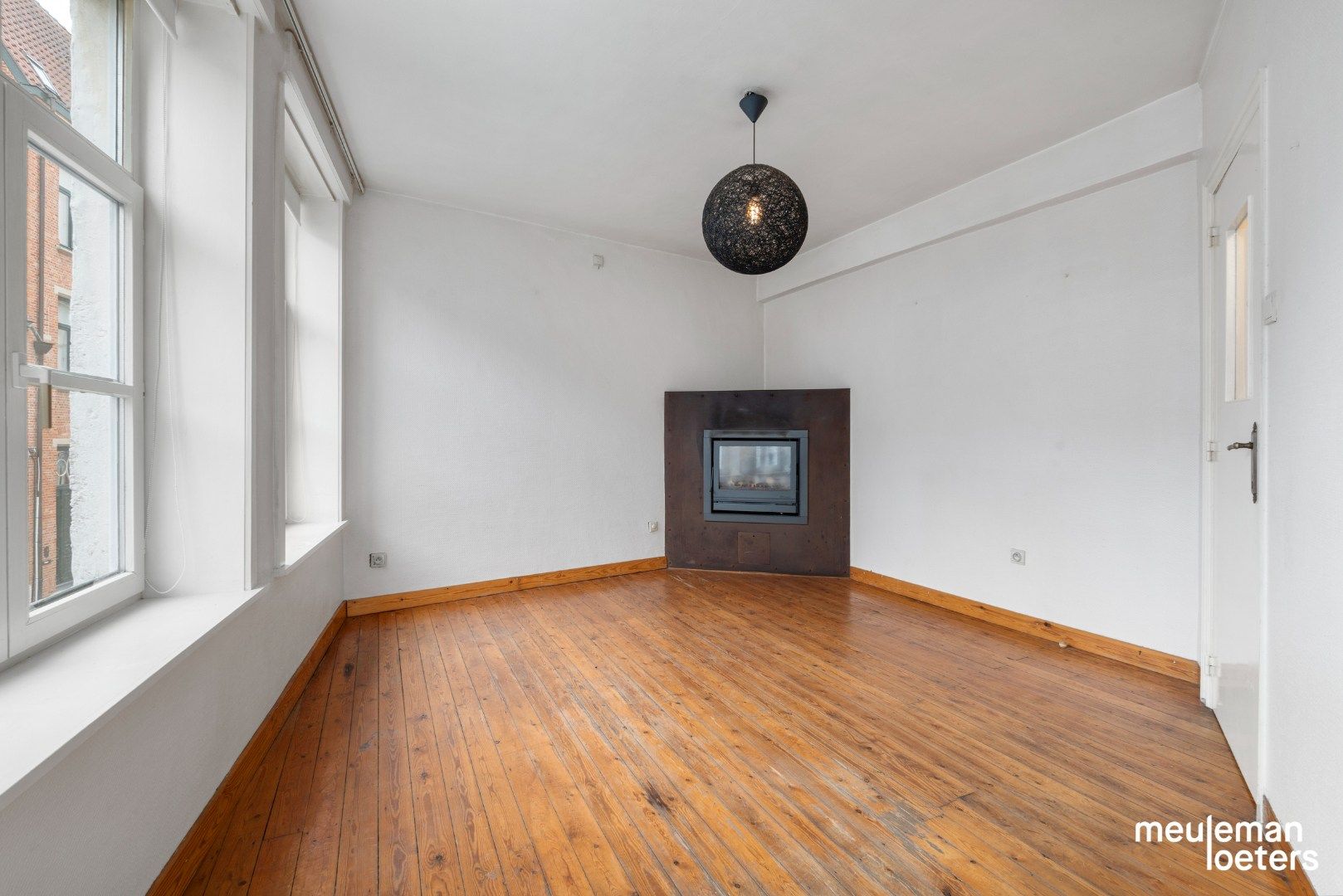 Schitterend gelegen te renoveren woning foto 9