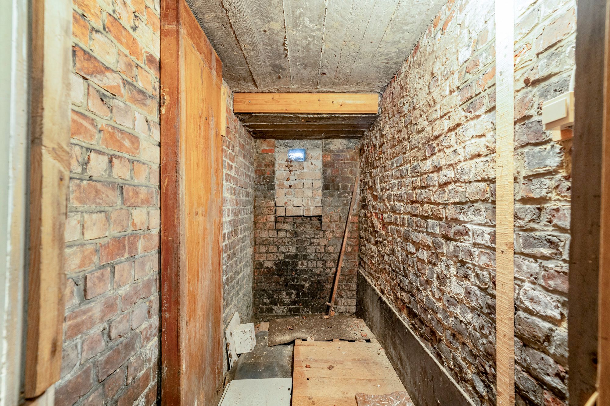 Totaal te renoveren rijwoning voor € 340.000 foto 31