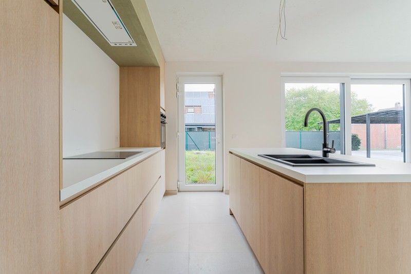 Laatste moderne halfopen nieuwbouwwoningen te Sijsele foto 4