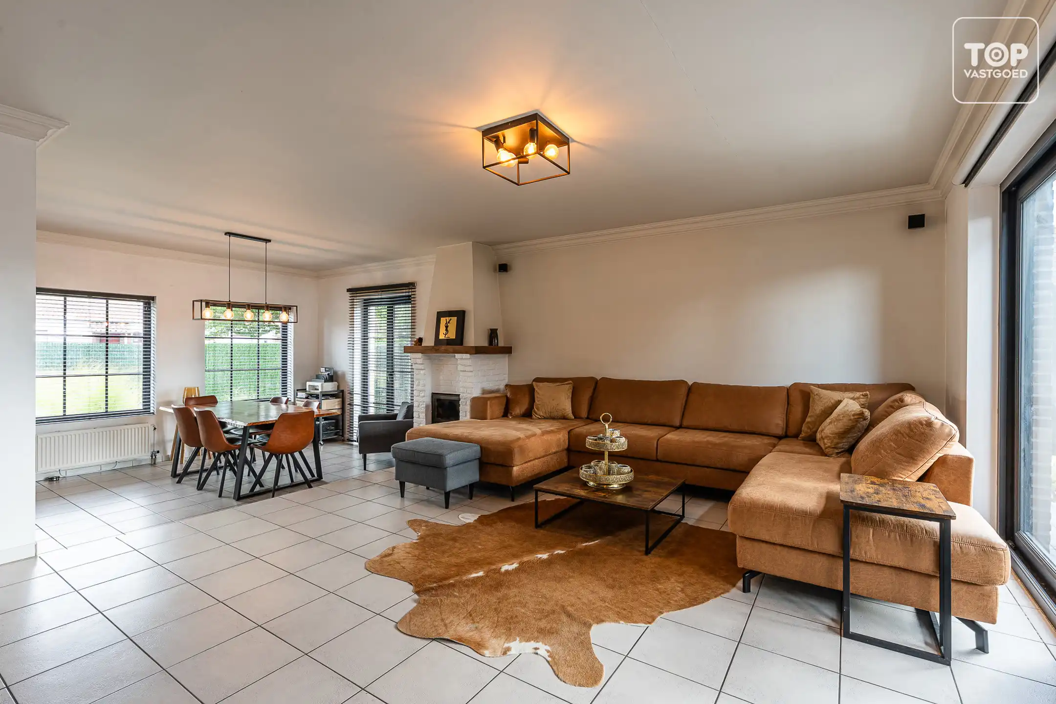 Alleenstaande woning met 4 slaapkamers en zwembad foto 4
