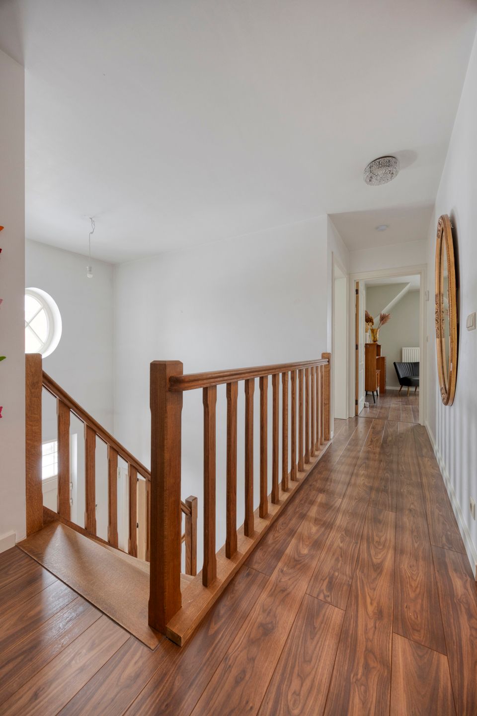 Zeer ruime Kwadraat-woning met 5 slaapkamers en 2 badkamers foto 15