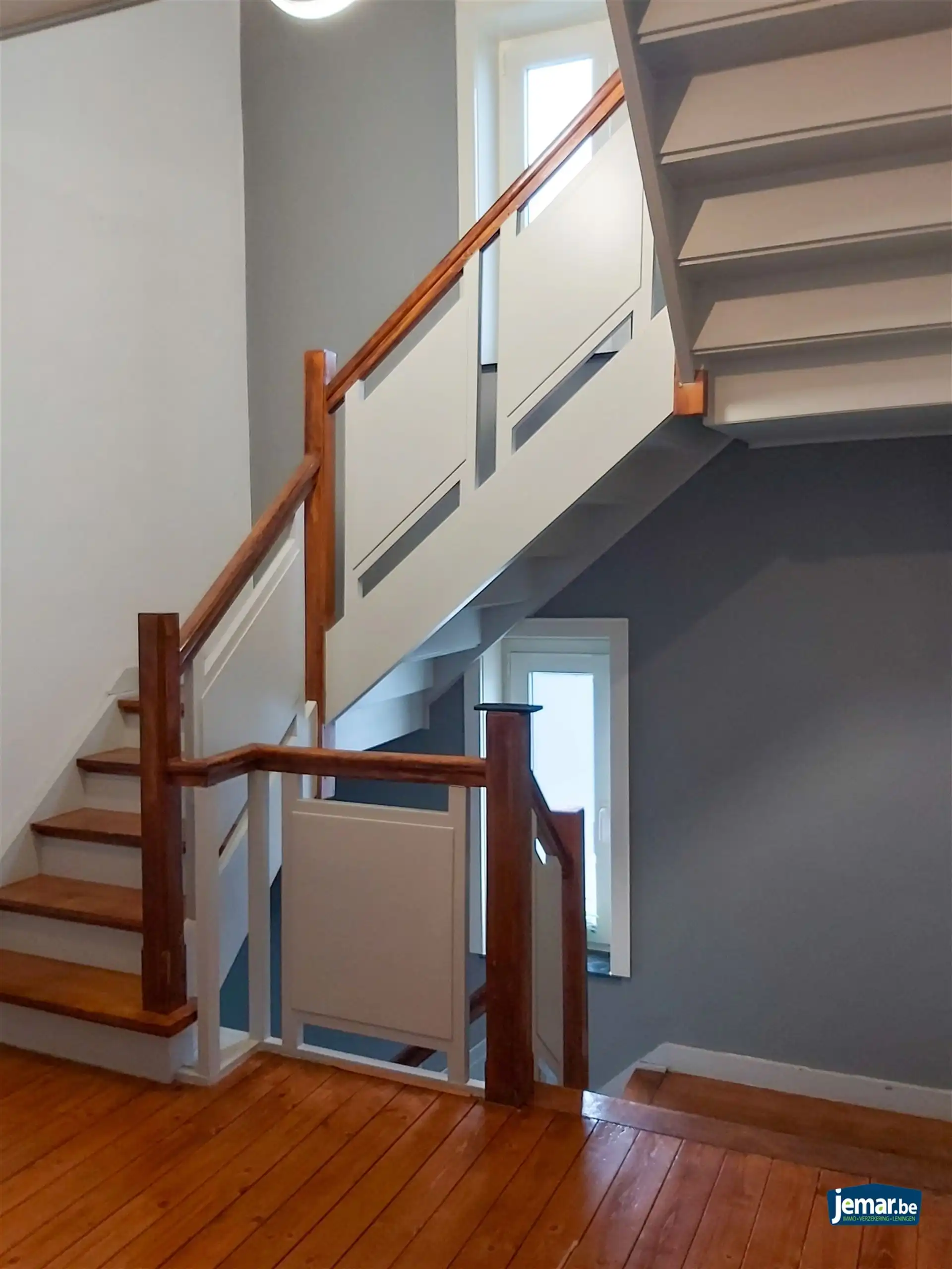 Instapklare en energiezuinige gezinswoning met 5 slaapkamers, zwembad en topligging in Rekem – comfort en ruimte verzekerd! foto 15