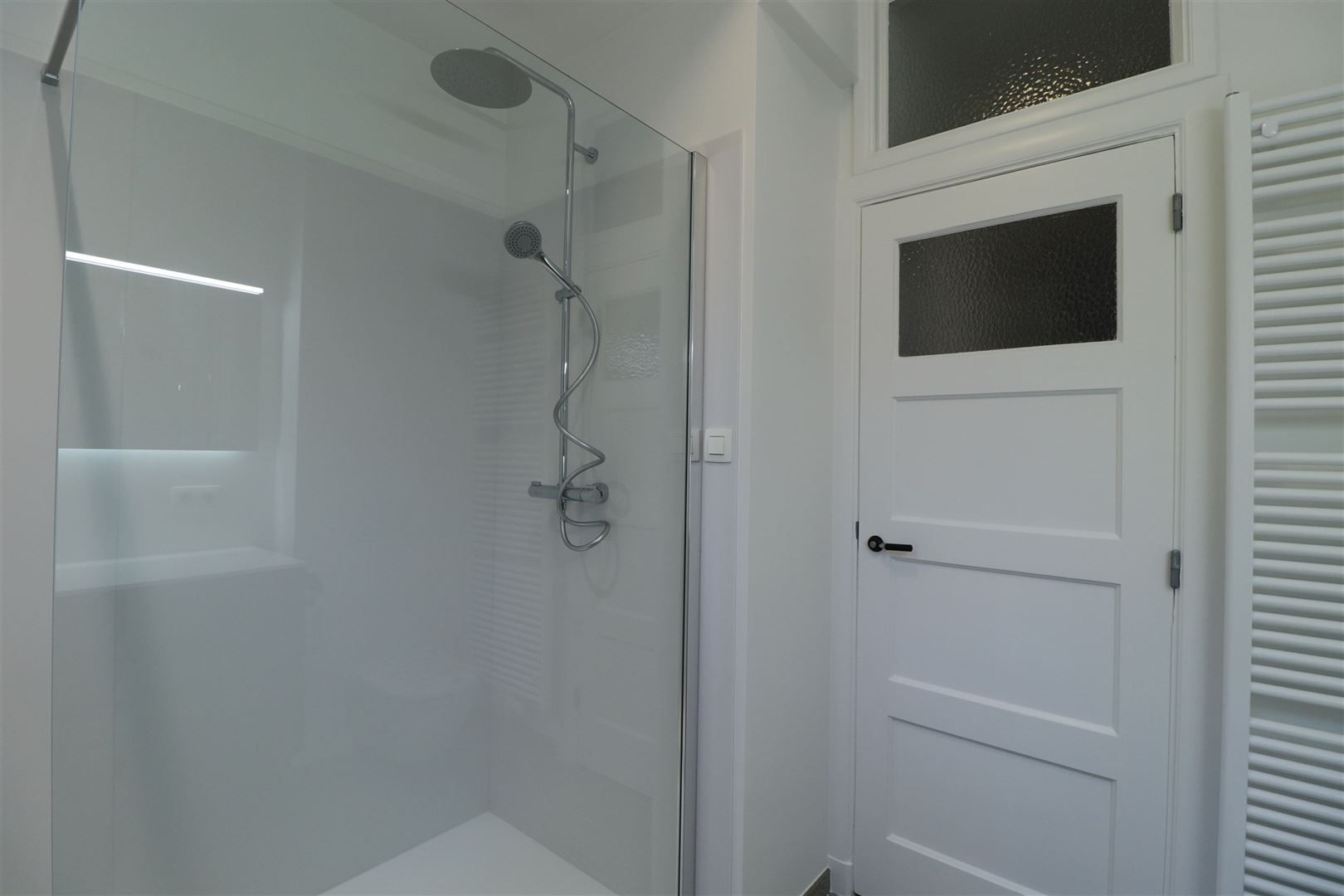 Gelijkvloers appartement met tuin  foto 14