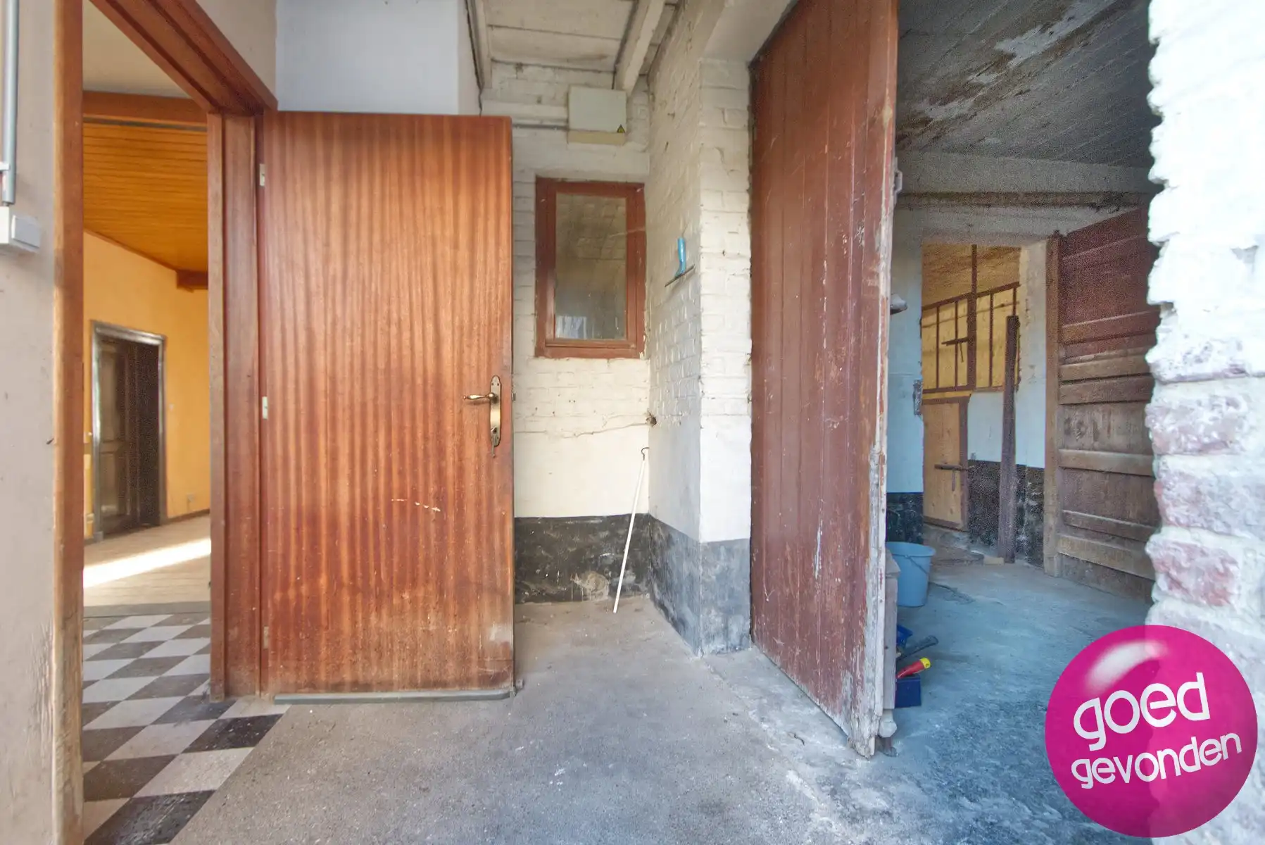 WONING - STALGEBOUW - TERRAS - TUIN - PARKING - TE RENOVEREN foto 21