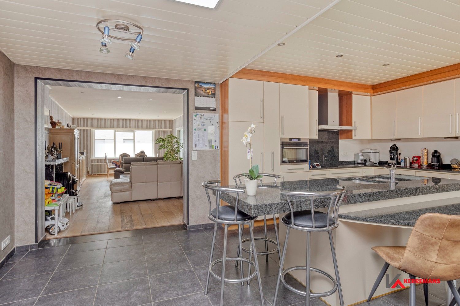 Instapklare energiezuinige woning met 3 slaapkamers en ruime tuin. foto 9