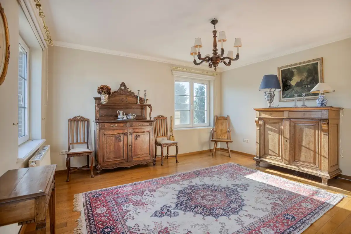 Riante villa met vier slaapkamers en prachtig uitzicht op strategische ligging foto 17