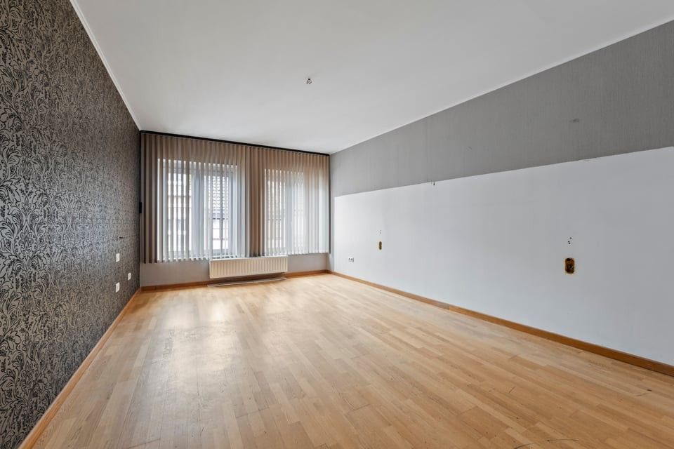 Charmant handelshuis op toplocatie in het hart van de Tongerse winkelstraat foto 15