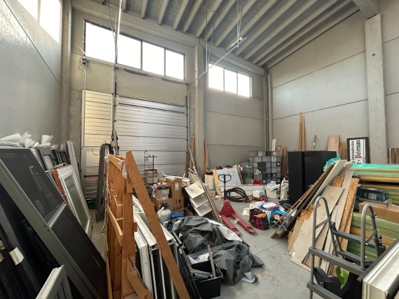 Recent magazijn van 216 m² op toplocatie in Sluis Eke foto 6