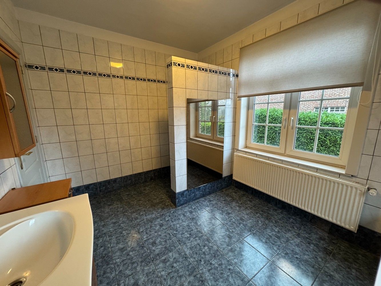 Te koop: ​​​​​​​Ruime woning in Niel-bij-As! foto 7