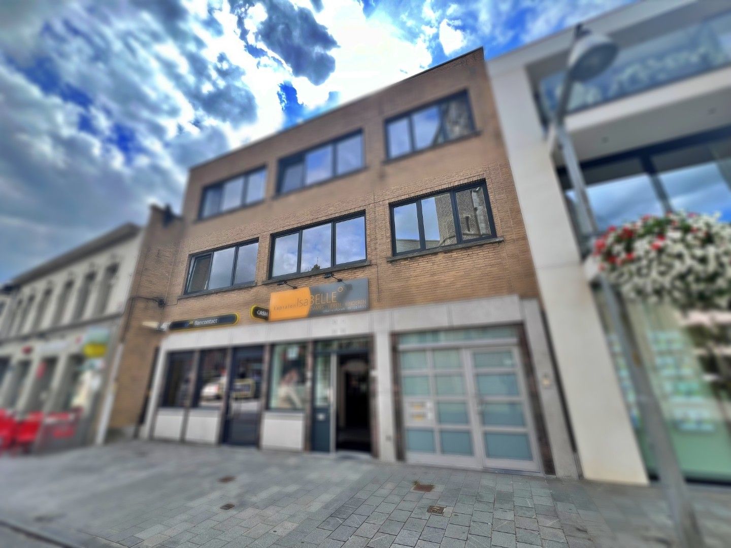 Appartement met terras in het hart van Lovendegem 🌿 foto {{pictureIndex}}