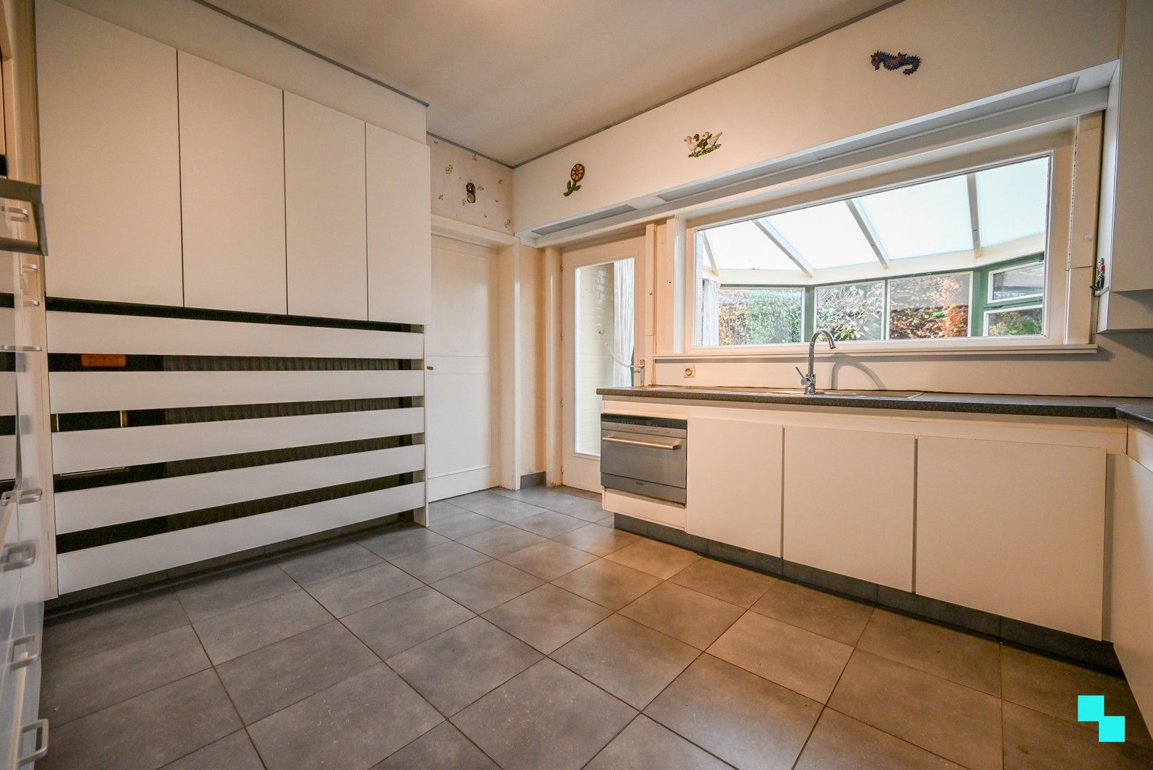 Zeer ruime woning te Heule foto 11