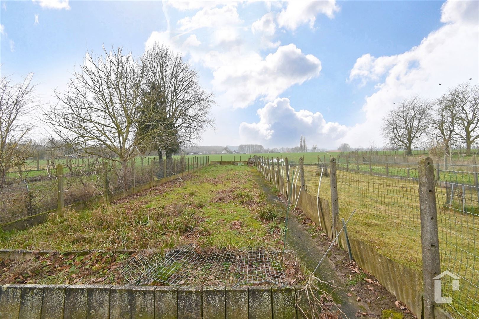Te renoveren woning met veel potentieel nabij Zottegem foto 21
