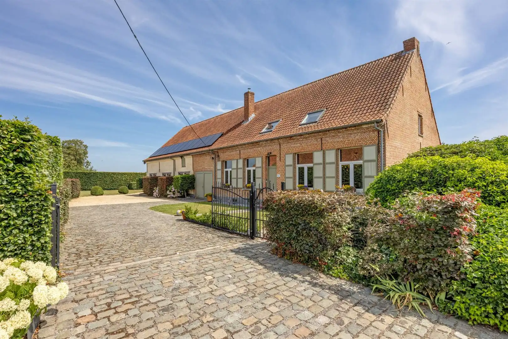 Authentieke kasteelhoeve op toplocatie tussen de weilanden. foto 28