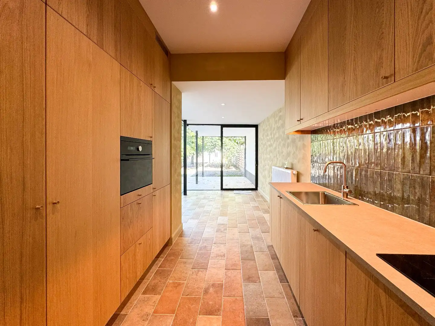 Prachtig gerenoveerde woning met 3 slaapkamers en tuin. foto 5