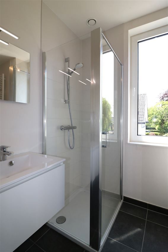 108m², zuidterras foto 20
