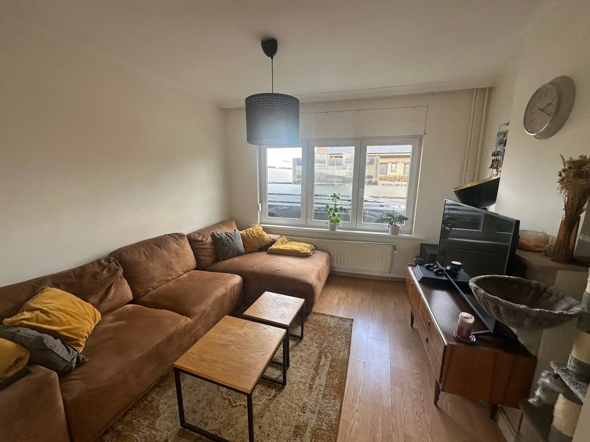 Woning met 2 slaapkamers en ruime zolder foto 2