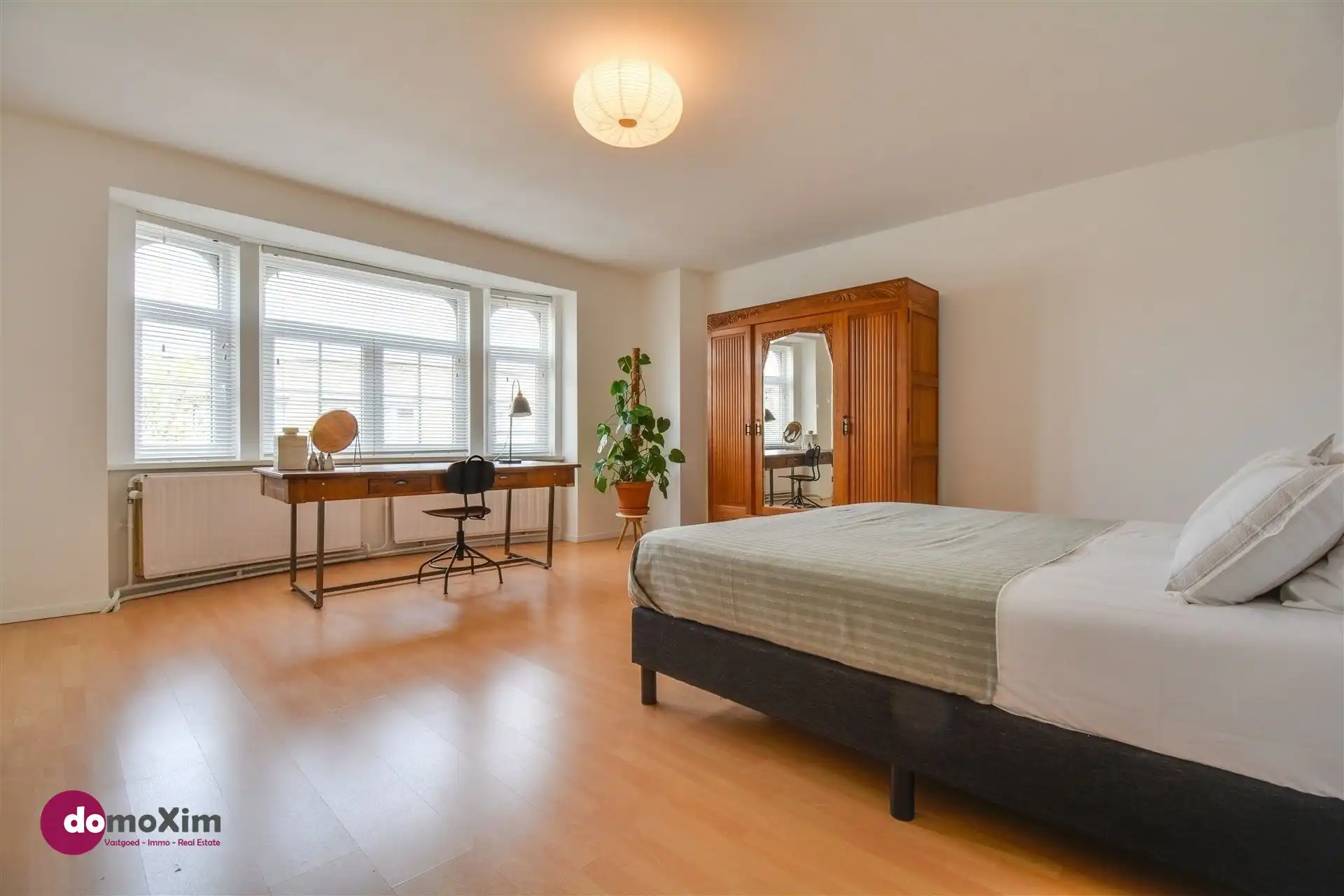 Gerenoveerde woning met vier slaapkamers in Mechelen foto 19