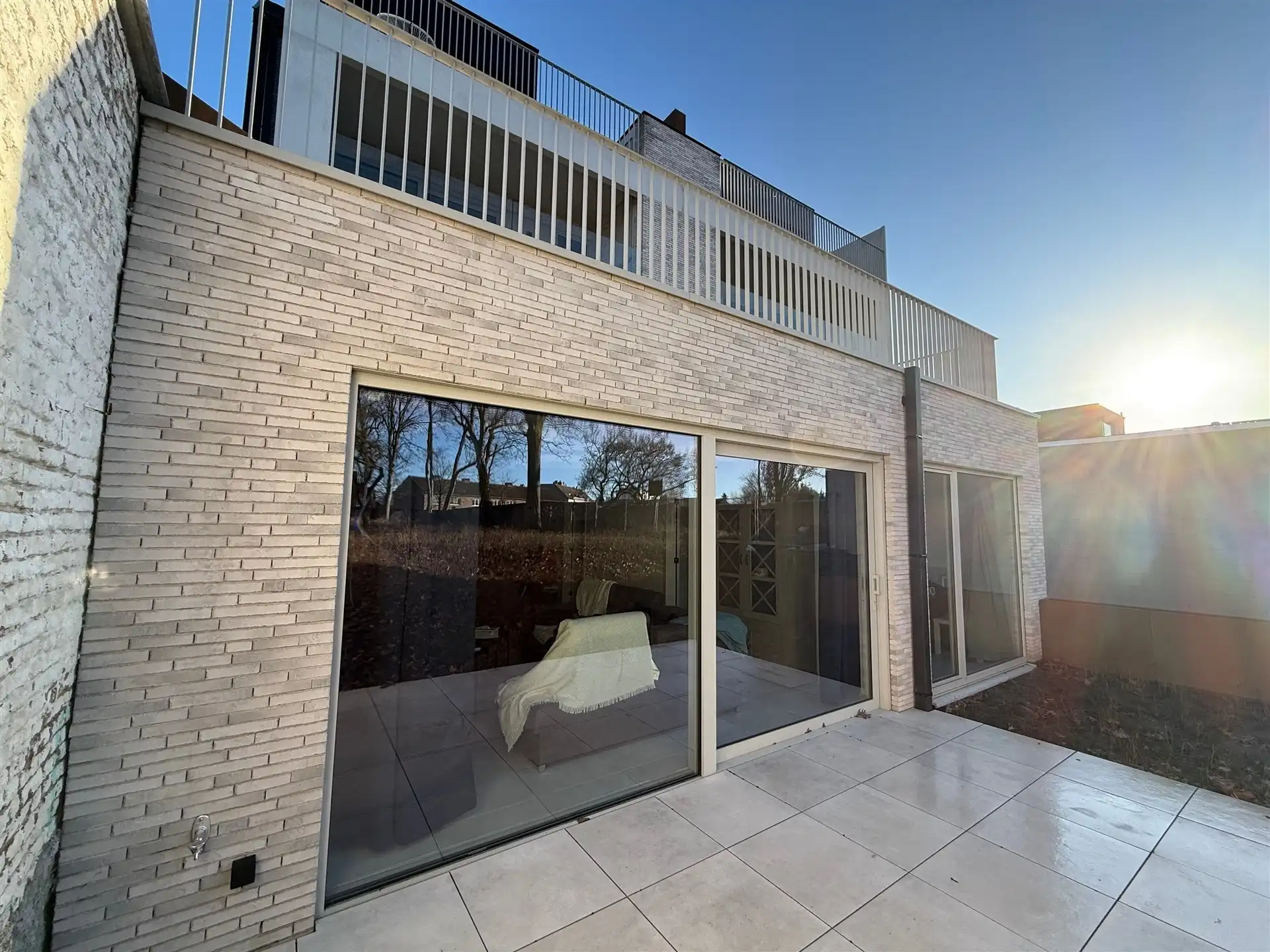 Nieuwbouw appartementen met 2 kamers en terras foto {{pictureIndex}}