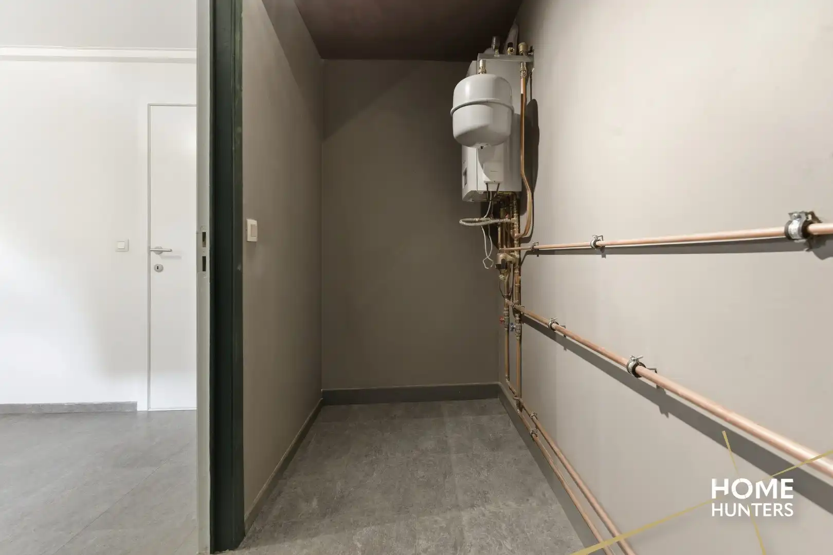 Prachtig gerenoveerde woning te Brielen met 2 slaapkamers, 2 badkamers en een garage foto 3