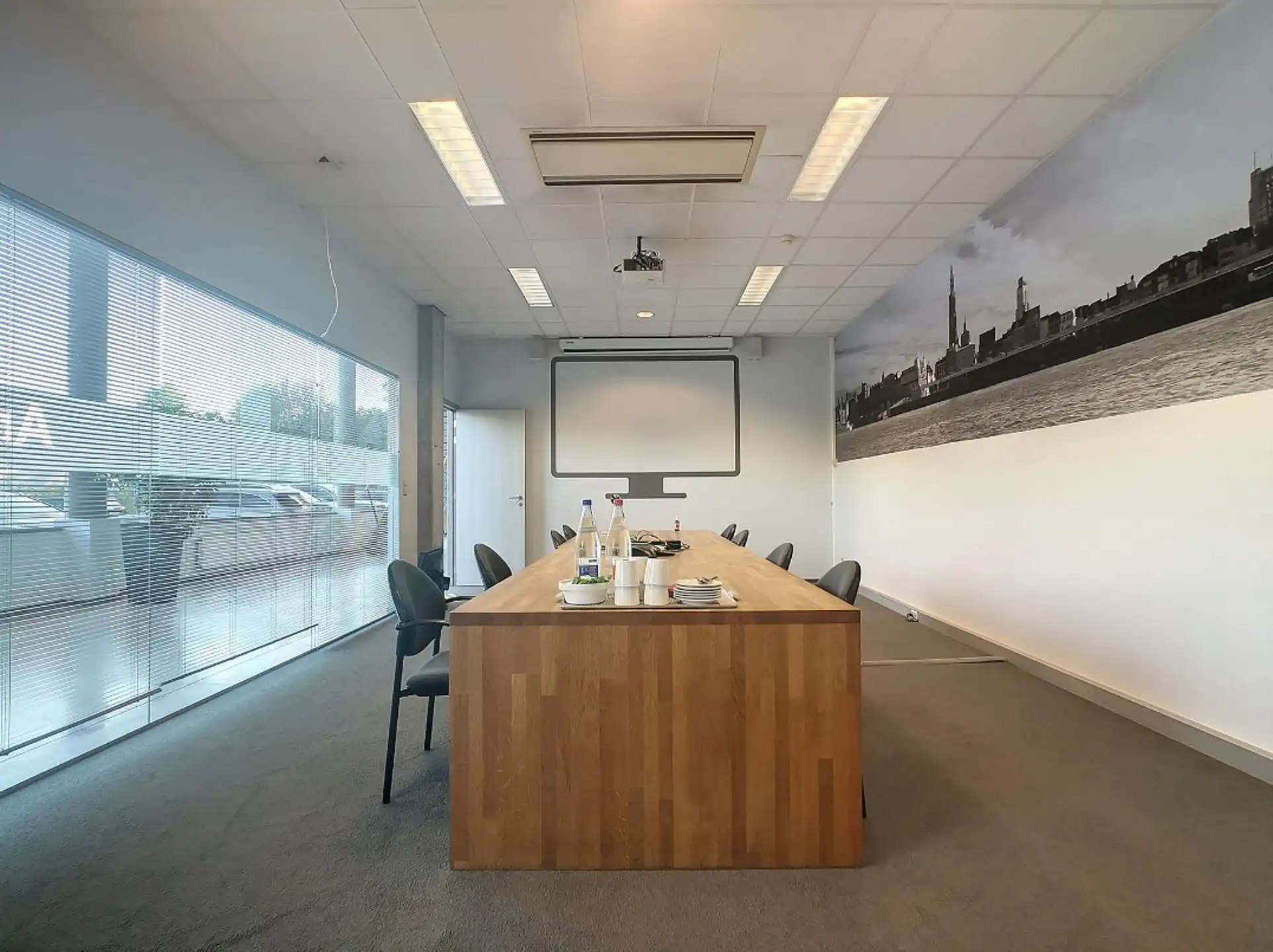 Kantoren te huur 1.251 m² op Linkeroever, Antwerpen   foto 15