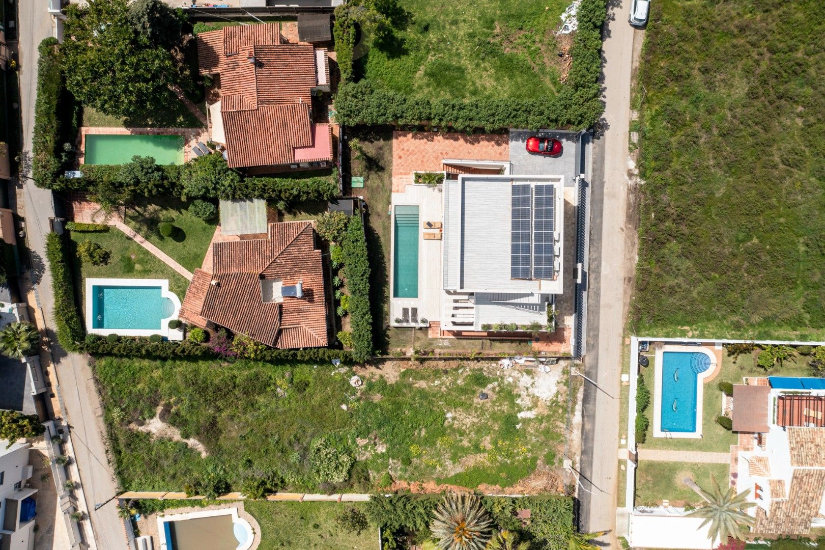 Nieuwe villa op een steenworp van het strand te San Pedro de Alcántara. foto 4